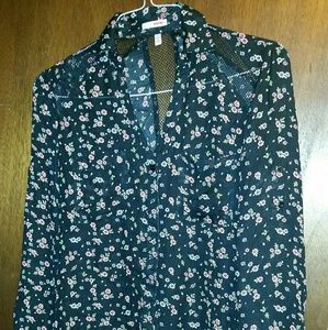 Flower button-down